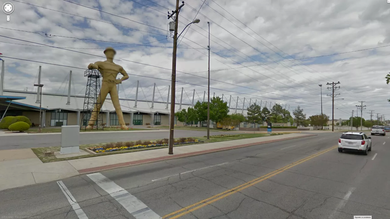 Illustration for article titled Monumentos anónimos en Street View: Google también difumina su cara